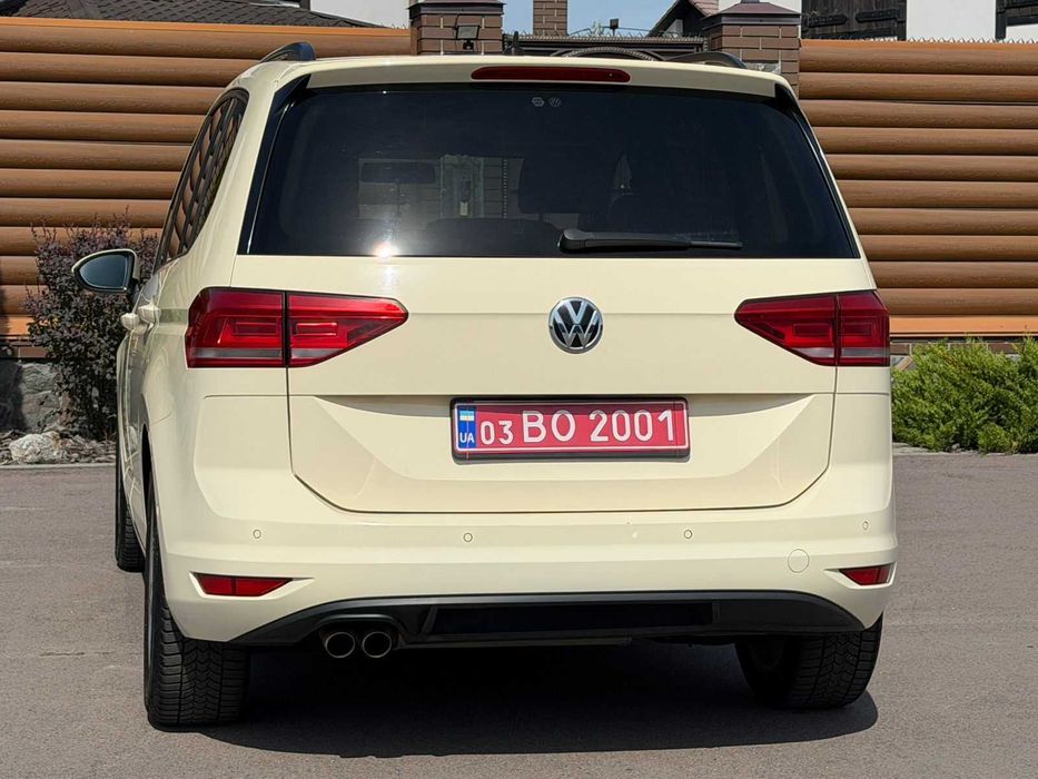 Volkswagen Touran 2016