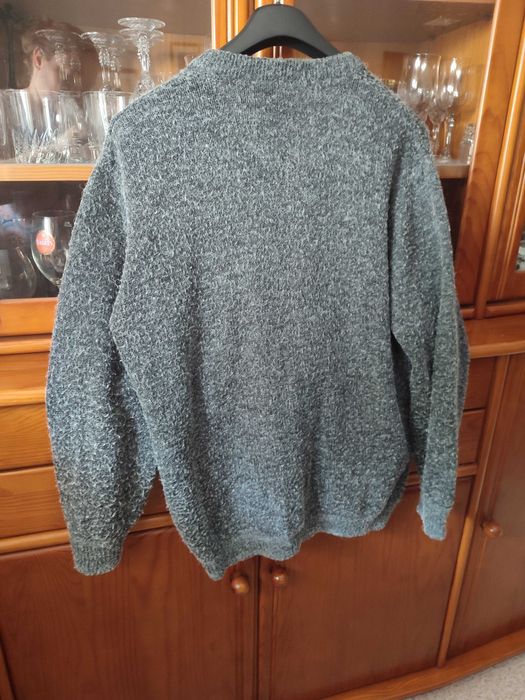 Casaco em malha cinzento