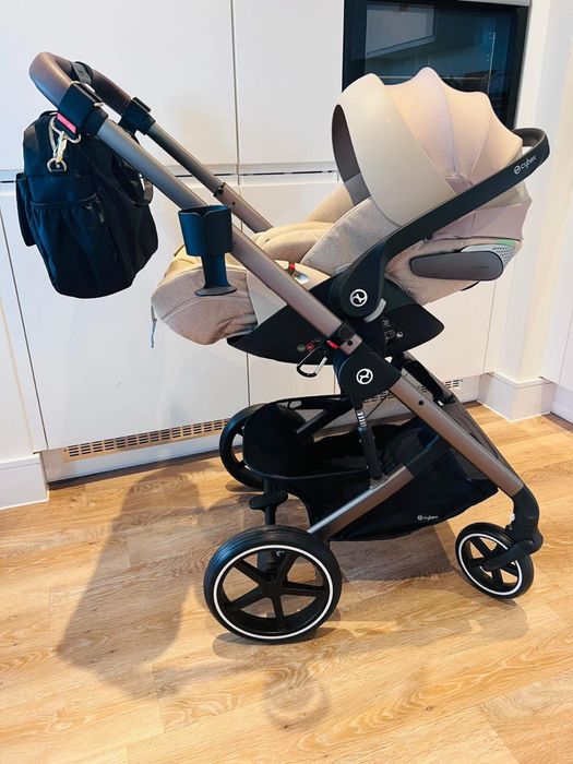Cybex Cloud T i-Size Platinum – Cosy Beige | bardzo dobry stan | po 1 dziecku
