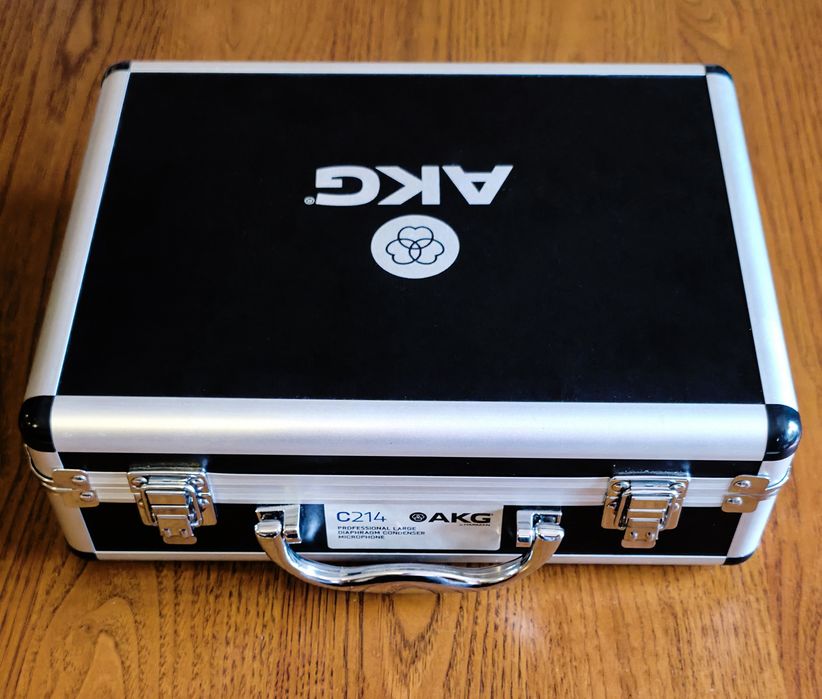 Mikrofon  AKG  C214