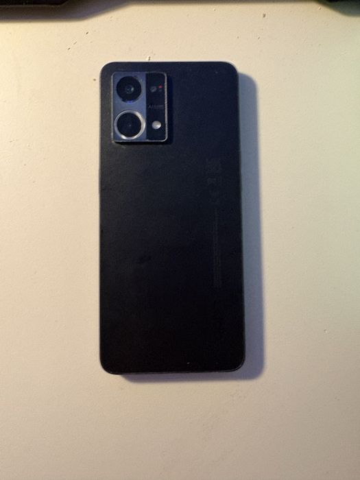 Telefon Oppo Reno7
