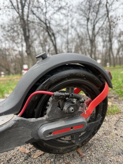 Электросамокат  Xiaomi m 365.