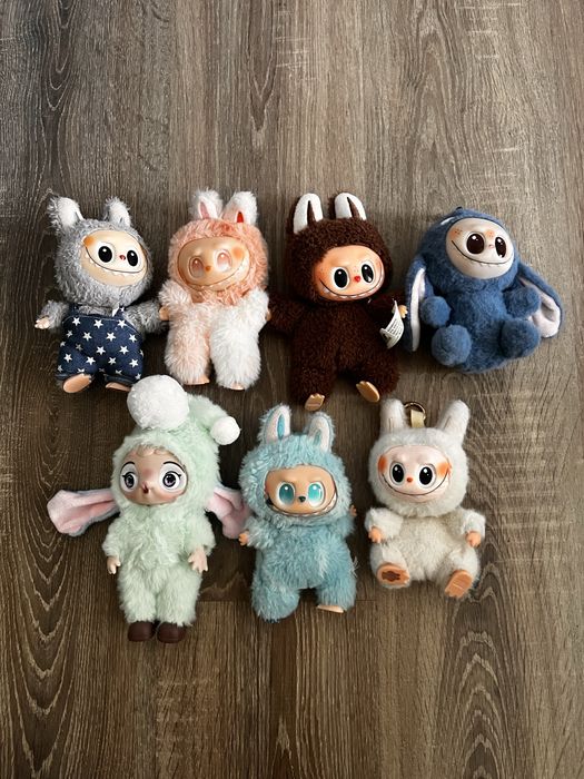 Лабубу іграшка брелок