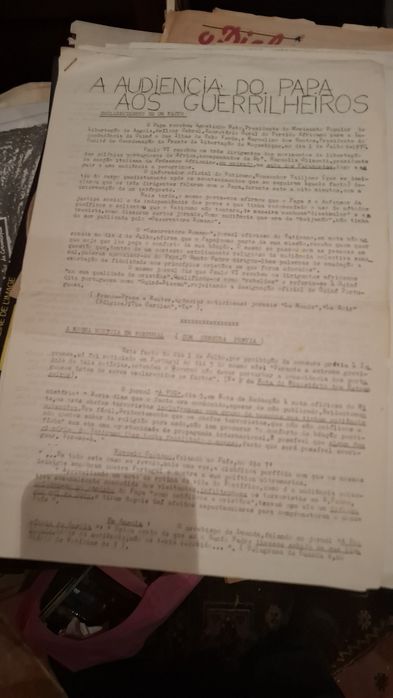 Lote papelada pre revolução 25 abril clandestino