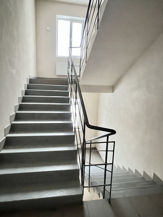 ЖК Смарт с ремонтом, мебелью,техникой,паркингом, кладовкой. от хозяина