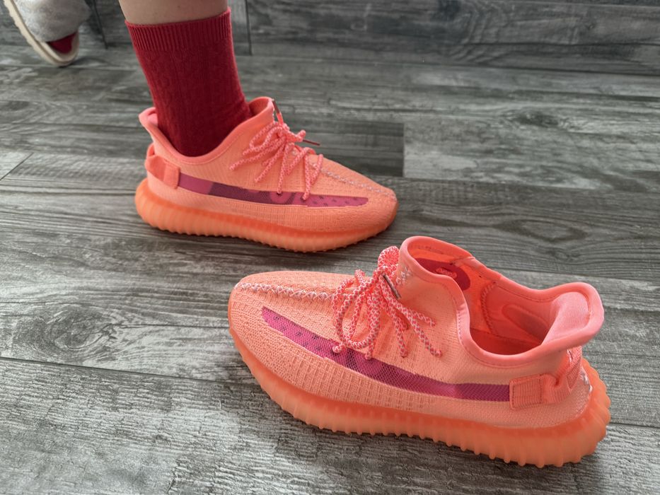 Кросівки adidas yeezy boost (не оринінал)