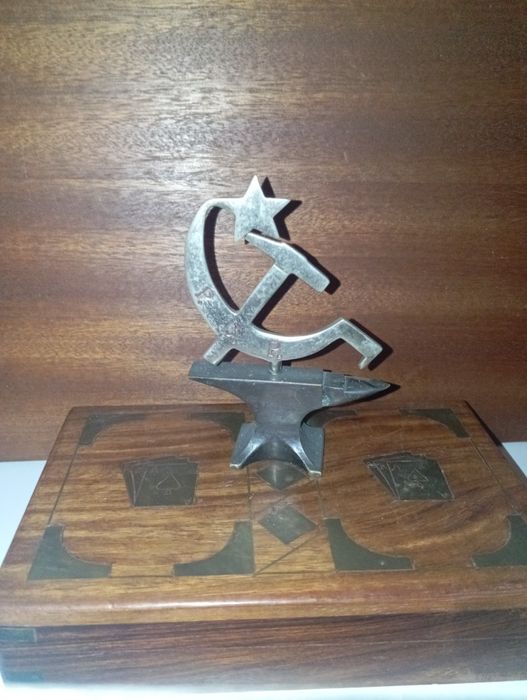 Símbolo do Partido Comunista Português