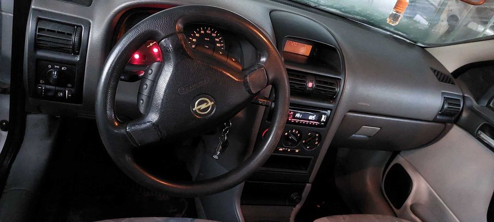 Astra Caravam Dissel barato !