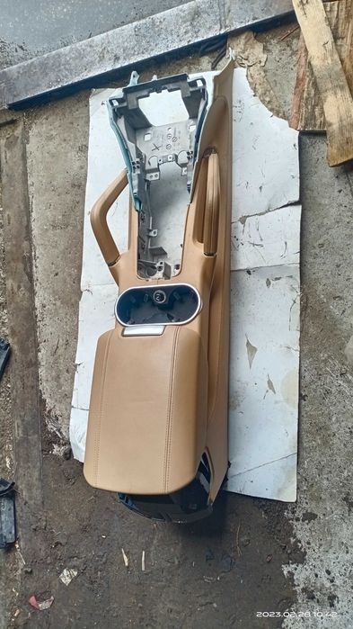 Центральная консоль подлокотник Porsche Cayenne Turbo 958 2011-2017