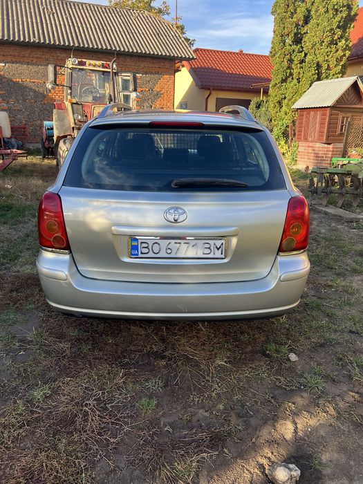 Продам Toyota Avensis 2.0 газ безн