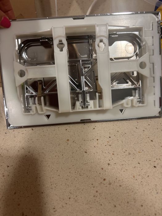 Placa de descarga autoclismo OLI