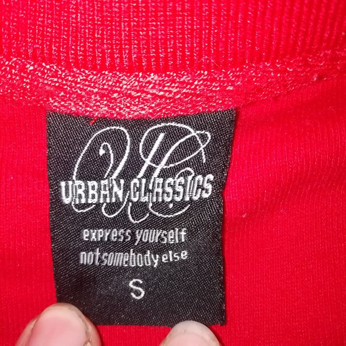 Продам кофту спорт