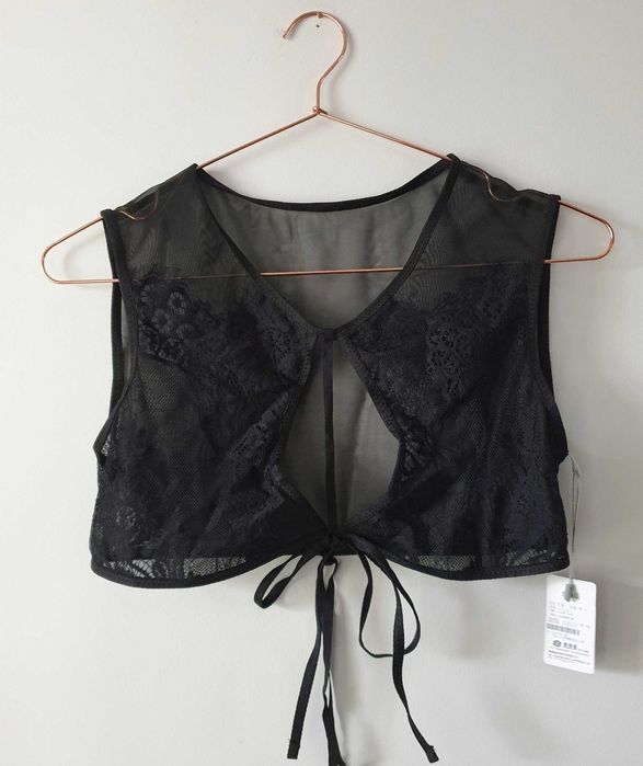 Koronkowy śliczny stanik / top