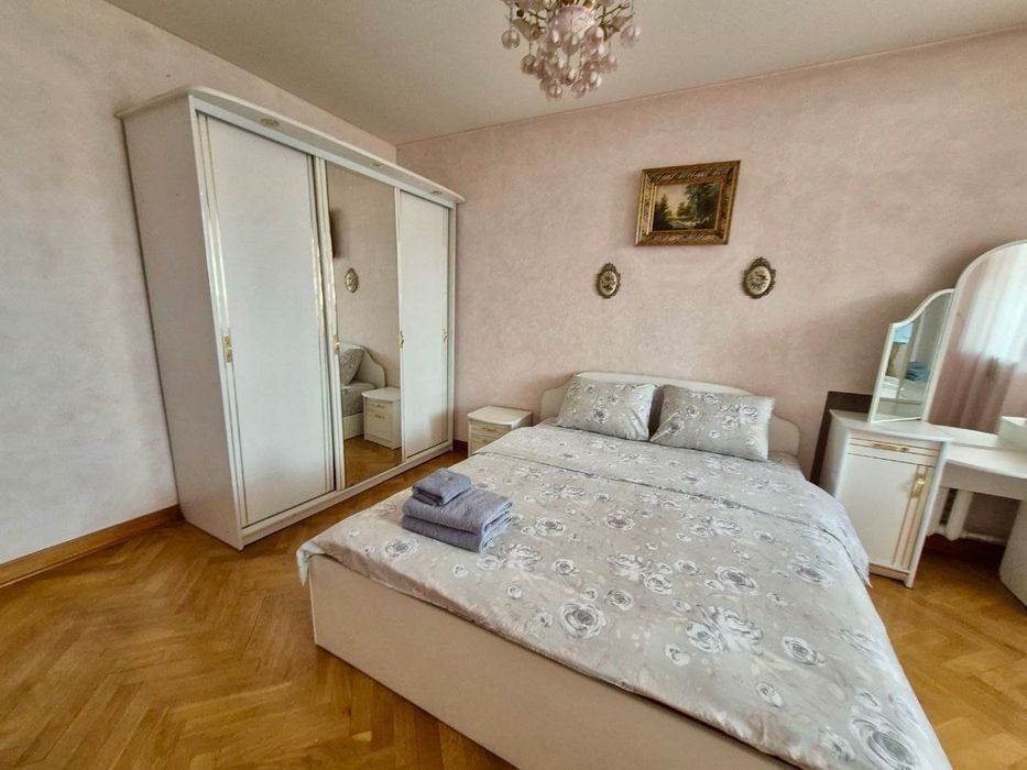 3к Метро Печерская Алмазова Центр Квартира подобово Зараз діє знижка