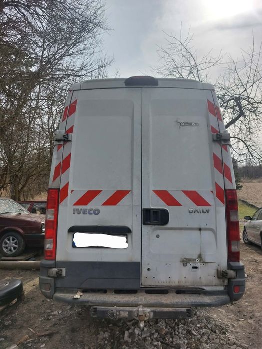 Rama z dokumentami iveco daily rozstaw 3,7m 2012r