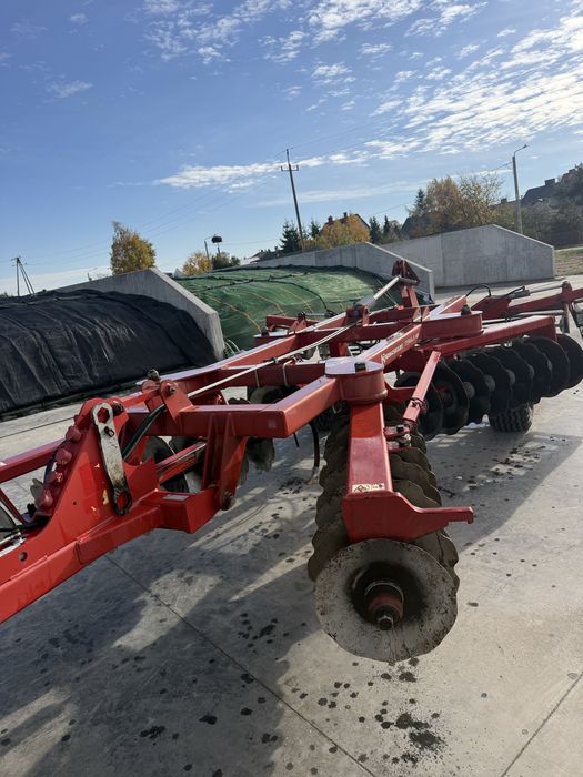 Sprzedam brone talerzowa kongskilde terra x 4m stan bardzo dobry