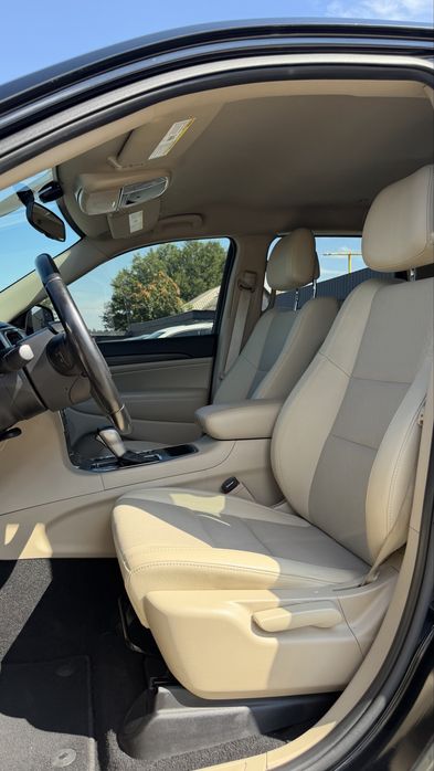Jeep Grand Cherokee Джип Гранд Чірокі LAREDO 4*4 2019 р 3.6 V6 Газ/Бенз 8 АКПП (ZF)