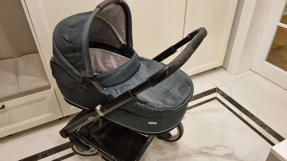 Wózek Mutsy igo 2w1 + nosidełko Maxi Cosi CabrioFix