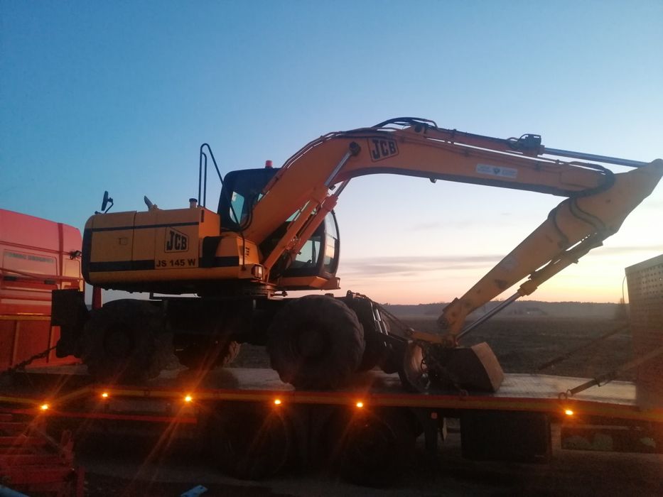 Koparka kołowa JCB JS145 W