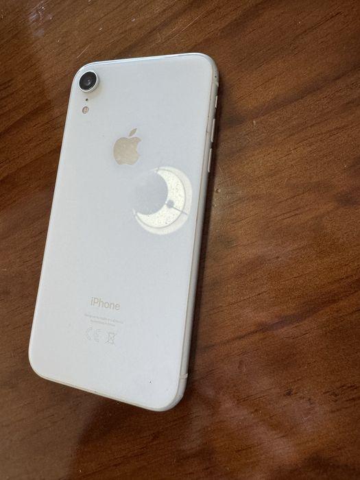 iPhone XR 64GB semi-novo