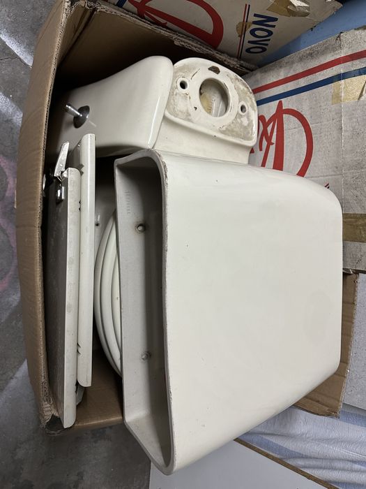 Loiças Sanitárias Valadares