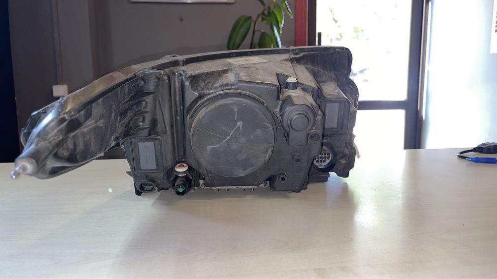 Range Rover L405 передні фари