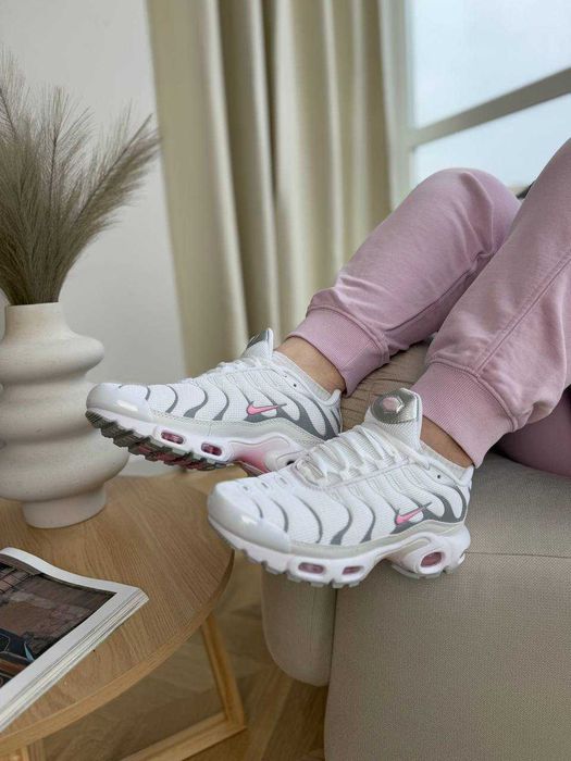Женские кроссовки Nike Air Max Plus TN White Grey Pink 36-41 Хит! Топ