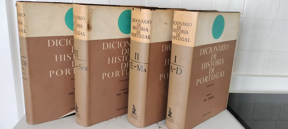Dicionário História de Portugal