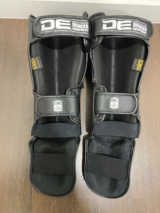 Caneleiras Kickboxe Danger