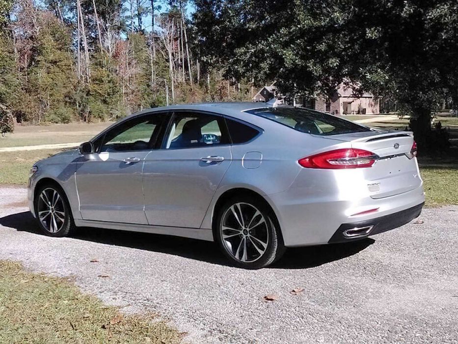 Ford Fusion Titanium      2019