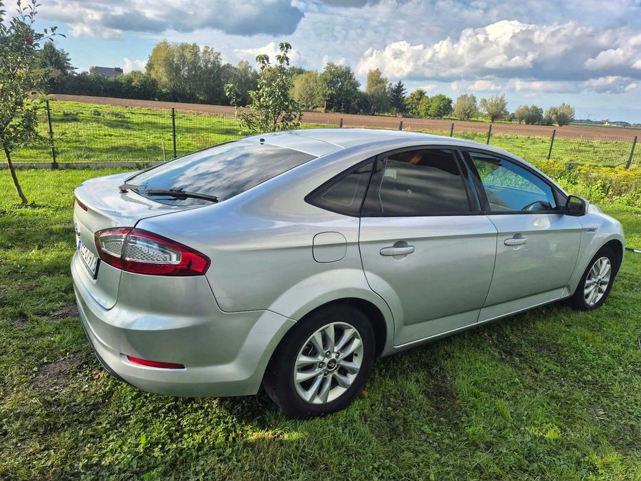 ford mondeo 2010
