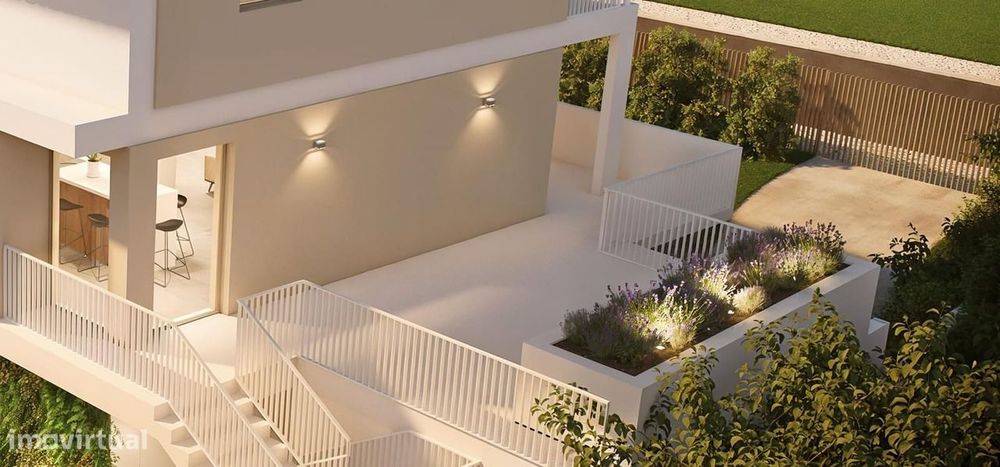 Moradia T4 + 1 com piscina, Oeiras