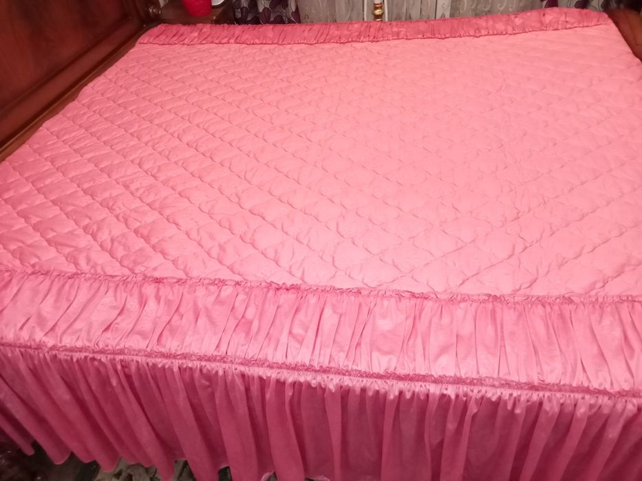 Покравало на кровать.