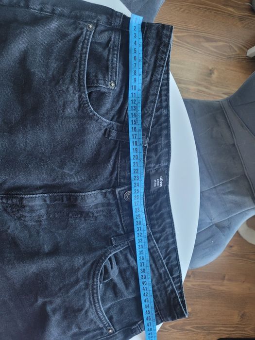Czarne spodnie cropp baggy rozmiar 34/34