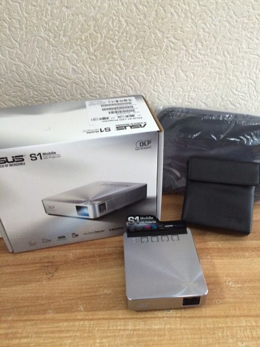 Проектор Asus S1