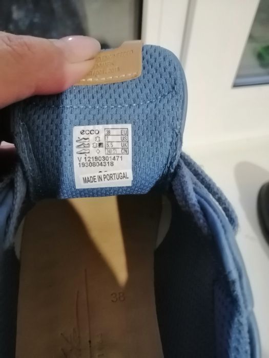 Красовки Ecco 38 розмір