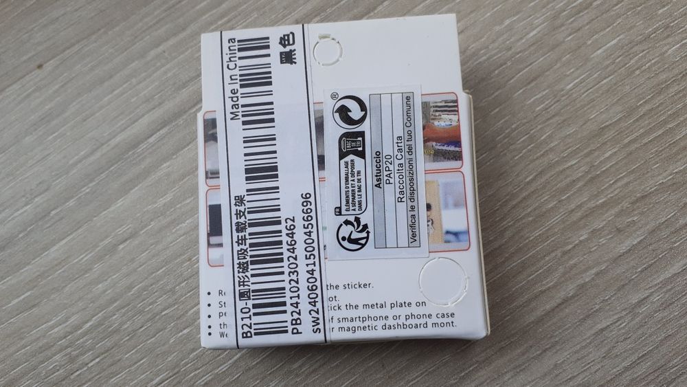 Suporte magnético para telemóvel no carro