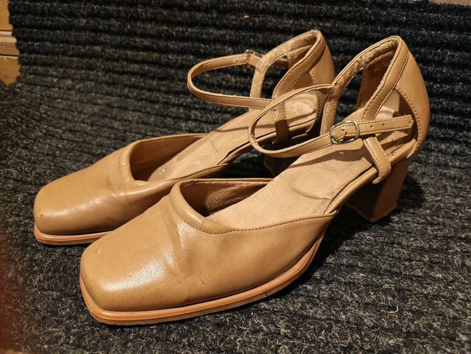 Buty eleganckie na stabilnym obcasie rozmiar 37