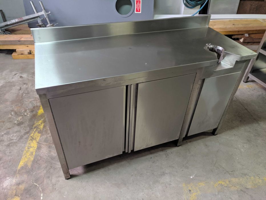 Mesa / bancada em aço inox c/ tulha de borras silenciosa. Como nova