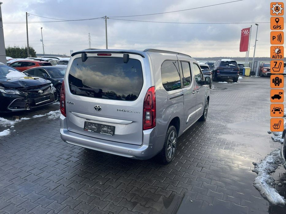 Toyota Proace City Verso Automat Klimatornik Podgrzewanie Parktronik 7osobowy