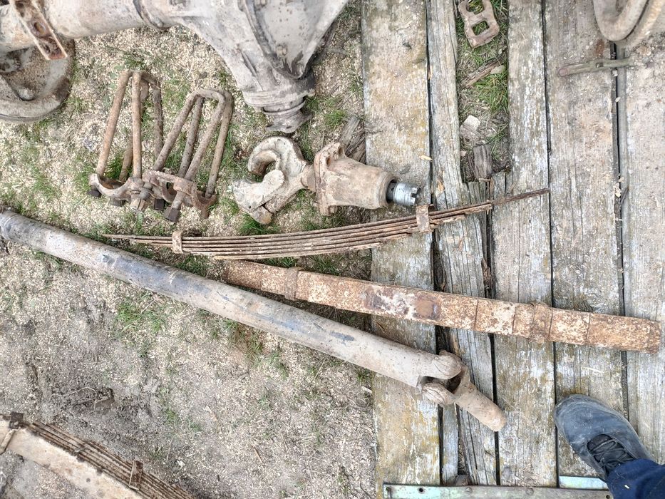 Запчастини газ 52
