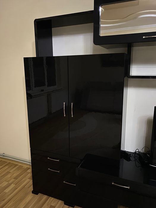 Стінка для вітальні