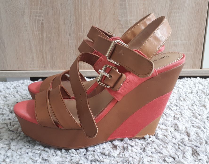 Sandały Bershka 36