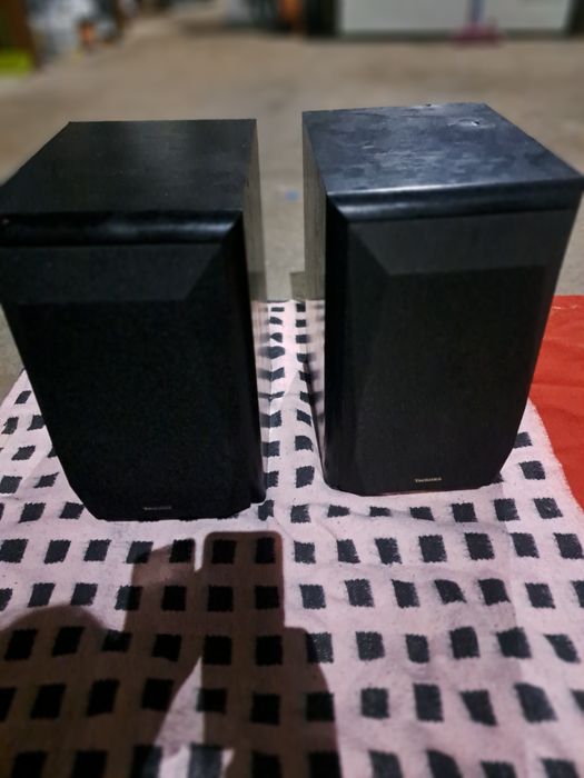 Amplificador e radio