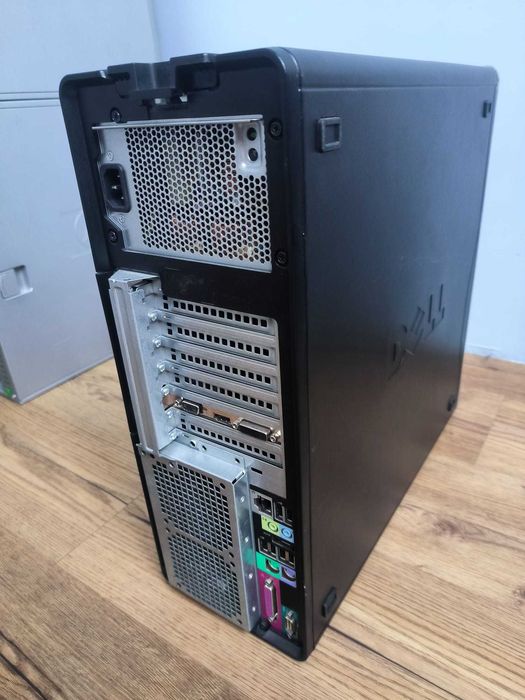 Komputer stacjonarny, 16GB, Xeon E5630, GeForce GT 710