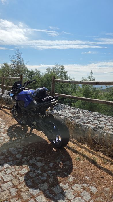 Yamaha MT09(troco por mota de pista 600/750cc))