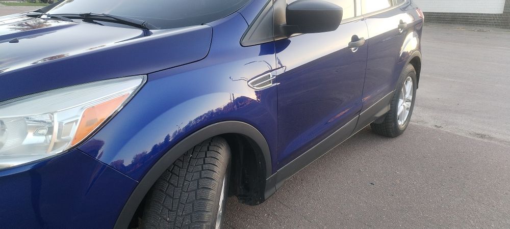 Продам Ford Escape 2.5 Г/Б