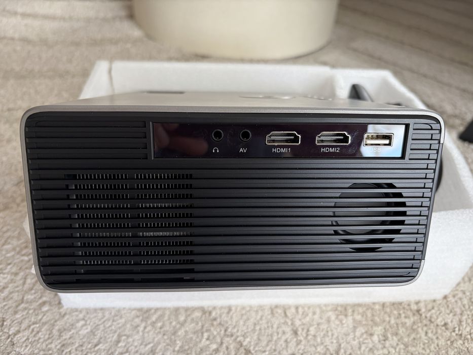 Projektor Overmax Multipic 3.5 HDMi, WiFi, USB