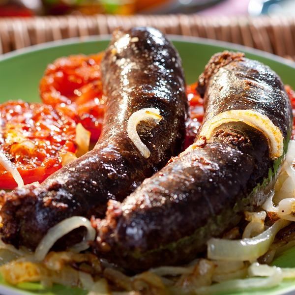 Kaszanka na grila we flaku naturalnym wyroby rzemieślnicze od rolnika