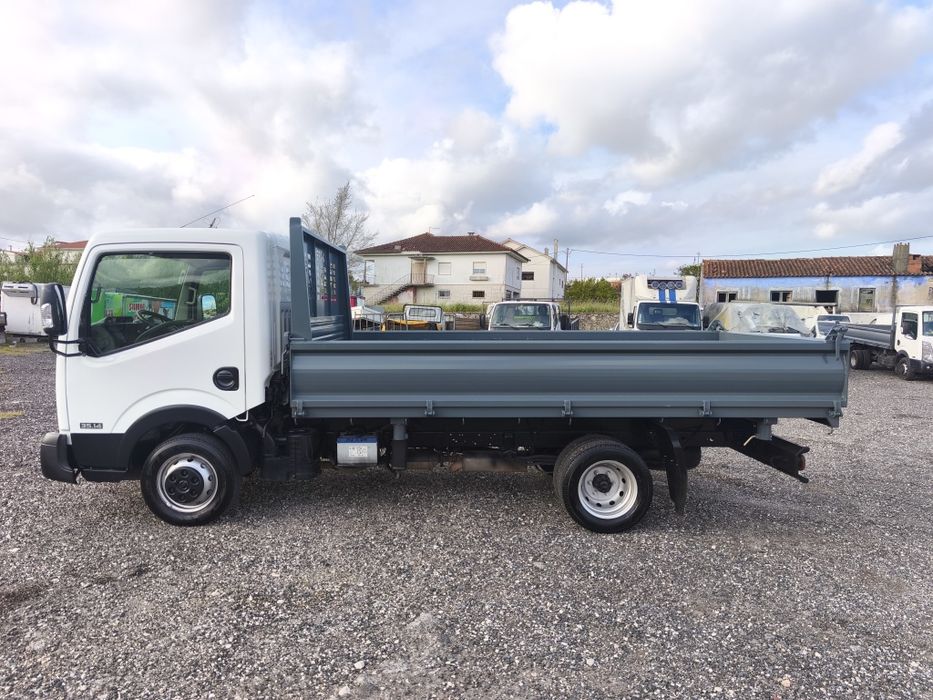Nissan Cabstar NT400